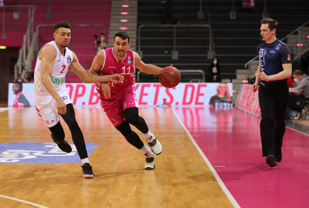 他们的竞争 他们的竞争