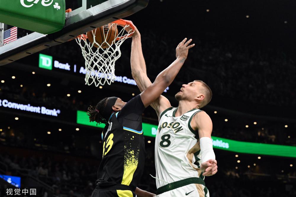 舞台上更具 舞台上更具