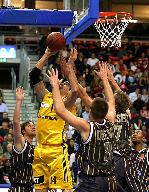 C罗亲自领 C罗亲自领