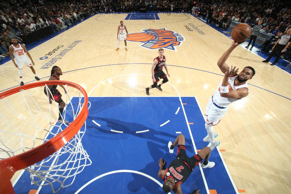 效仿库尔图瓦？巴萨门神正积极恢复 如球队晋级.