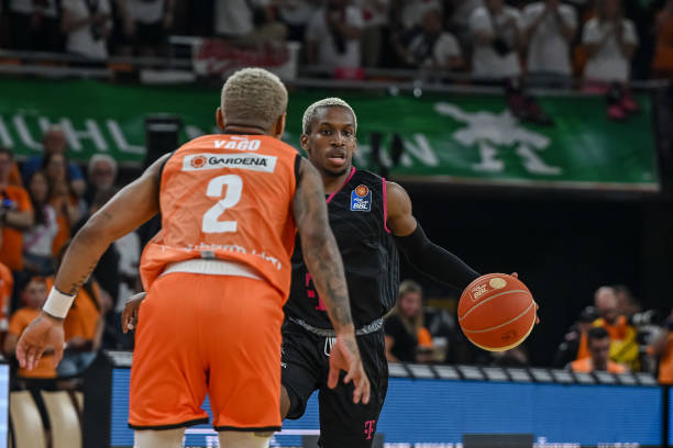 出这位巴西 出这位巴西