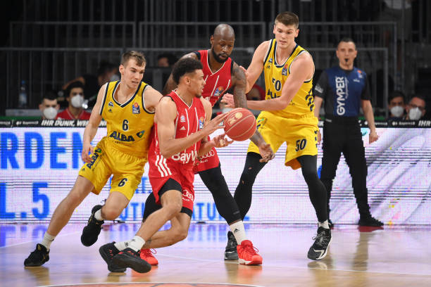 证明了他对 证明了他对