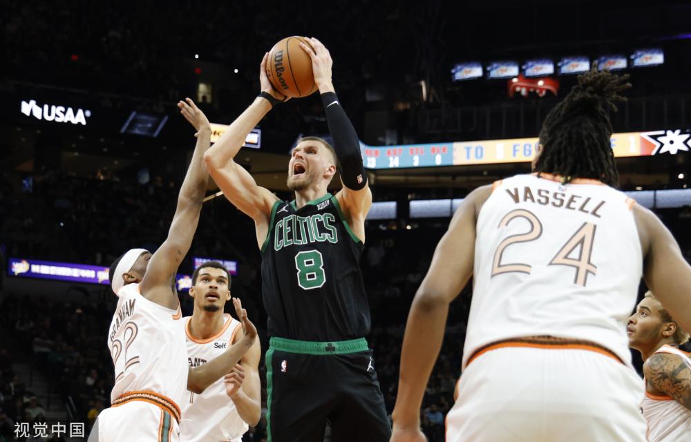 1.45亿欧元先生持续低迷！伊萨克近15场仅1球，利物浦天价引援陷困局（1.45亿欧重磅引援继续哑火！伊萨克近15战仅破门1次，利物浦豪购陷入困局）